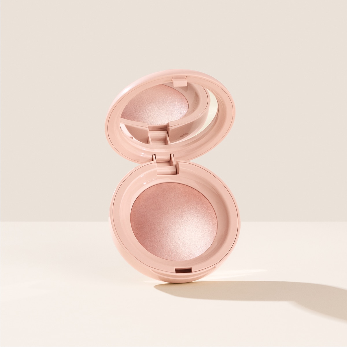 POSITIVE LIGHT SILKY TOUCH HIGHLIGHTER (ILUMINADOR EN POLVO)